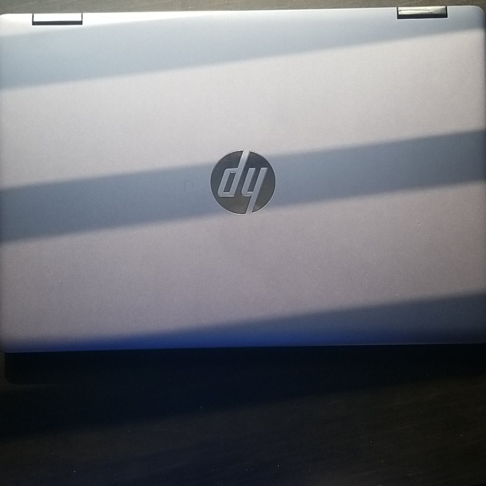 Laptop